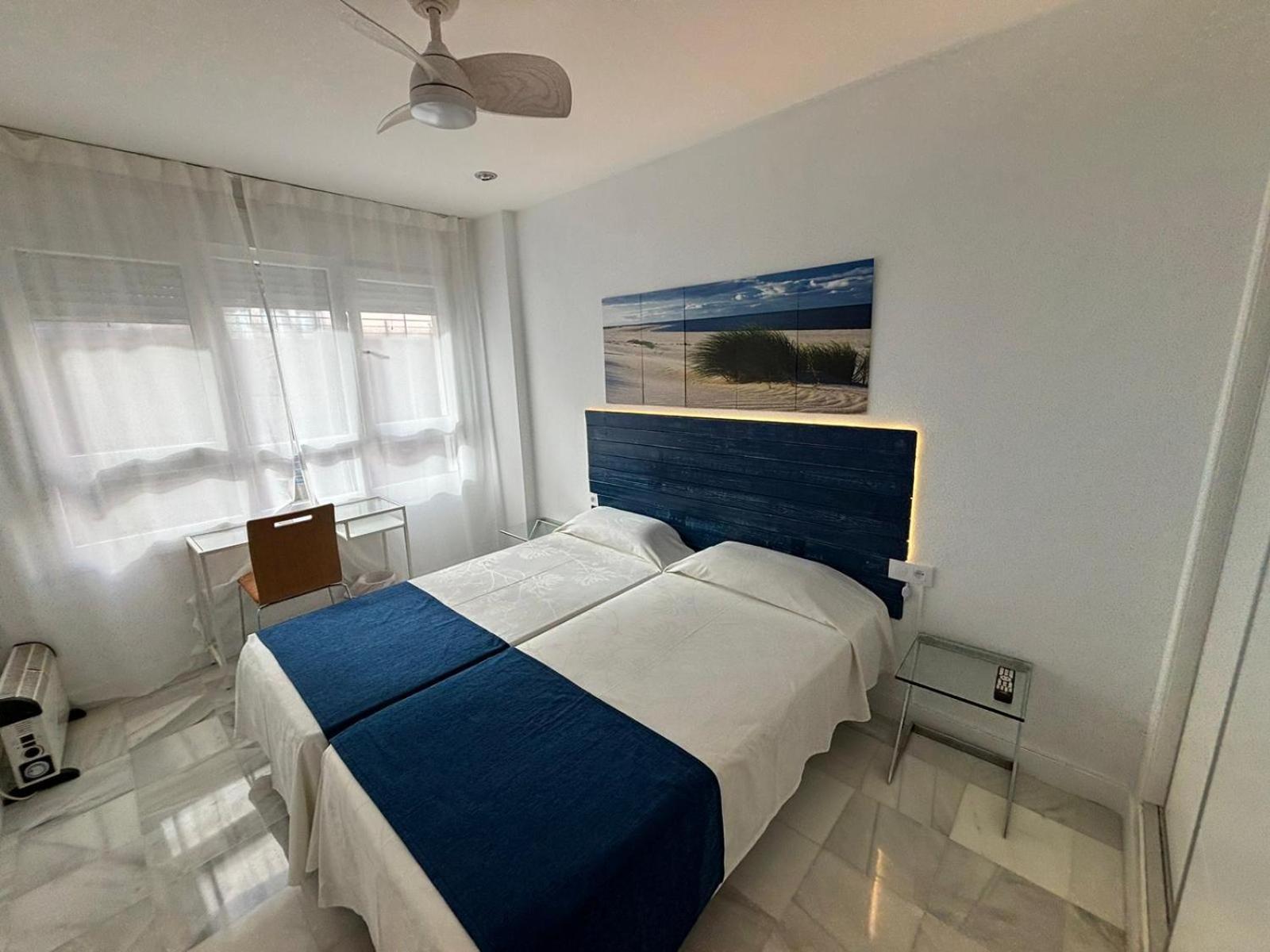 Apartamentos Turisticos Imar Cadix Extérieur photo